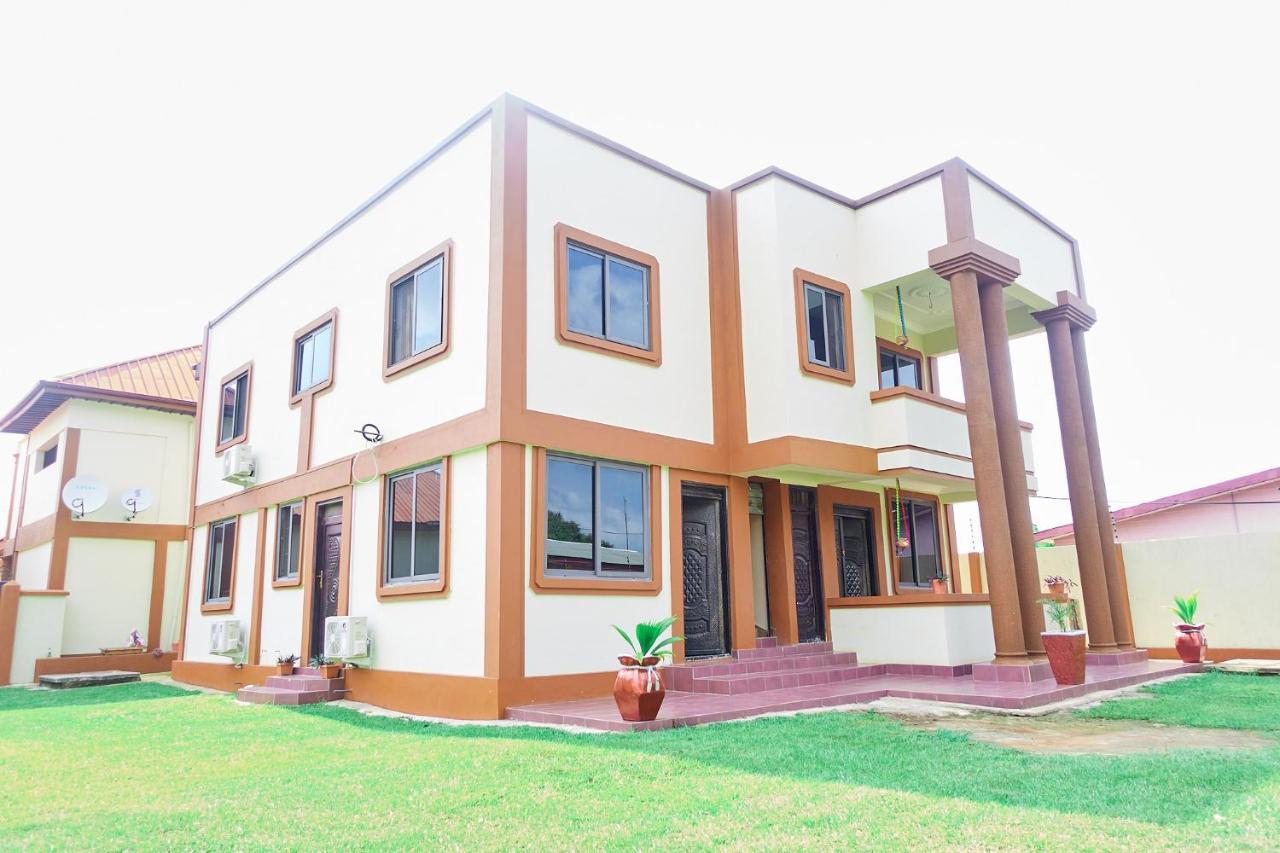 Indigo Cottage And Apartment คูมาซี ภายนอก รูปภาพ