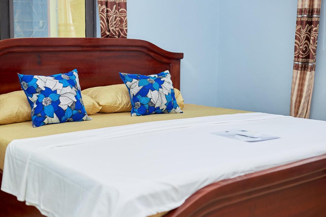 Indigo Cottage And Apartment คูมาซี ภายนอก รูปภาพ