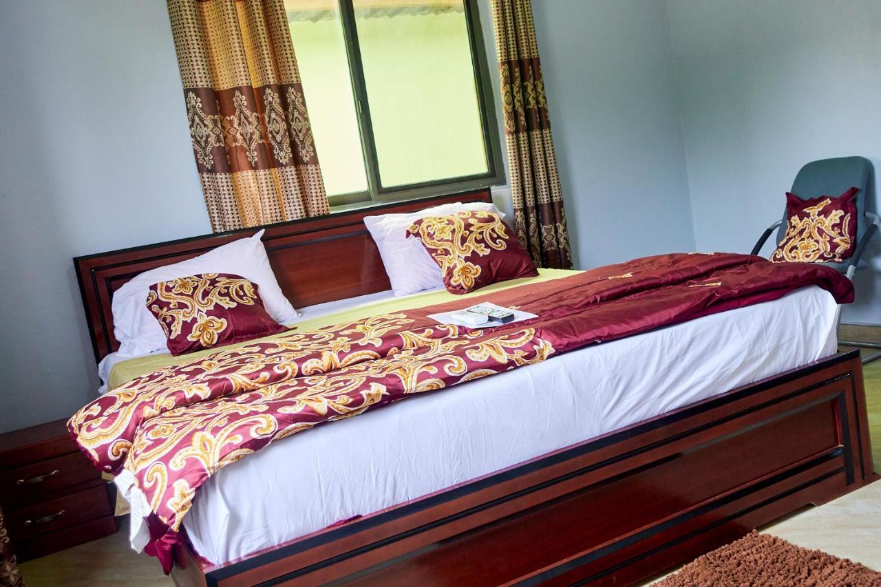 Indigo Cottage And Apartment คูมาซี ภายนอก รูปภาพ