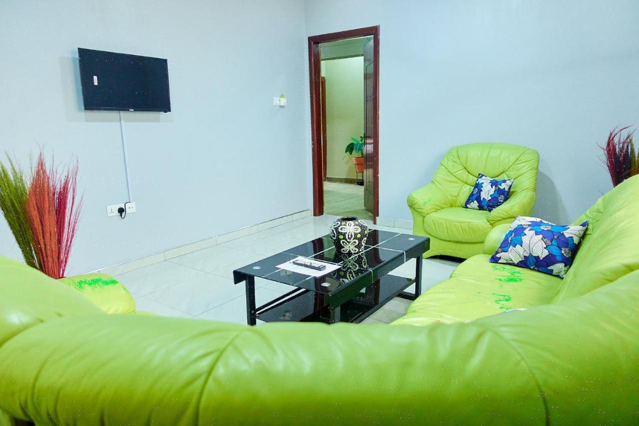 Indigo Cottage And Apartment คูมาซี ภายนอก รูปภาพ