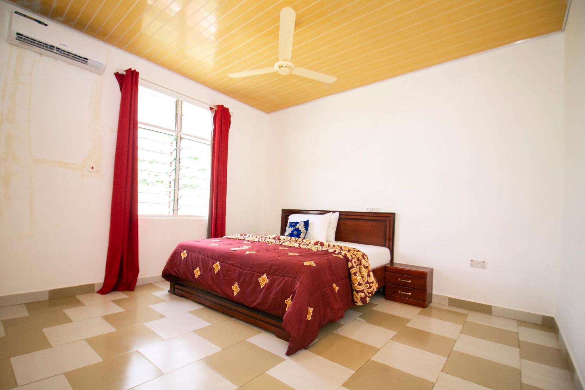 Indigo Cottage And Apartment คูมาซี ภายนอก รูปภาพ