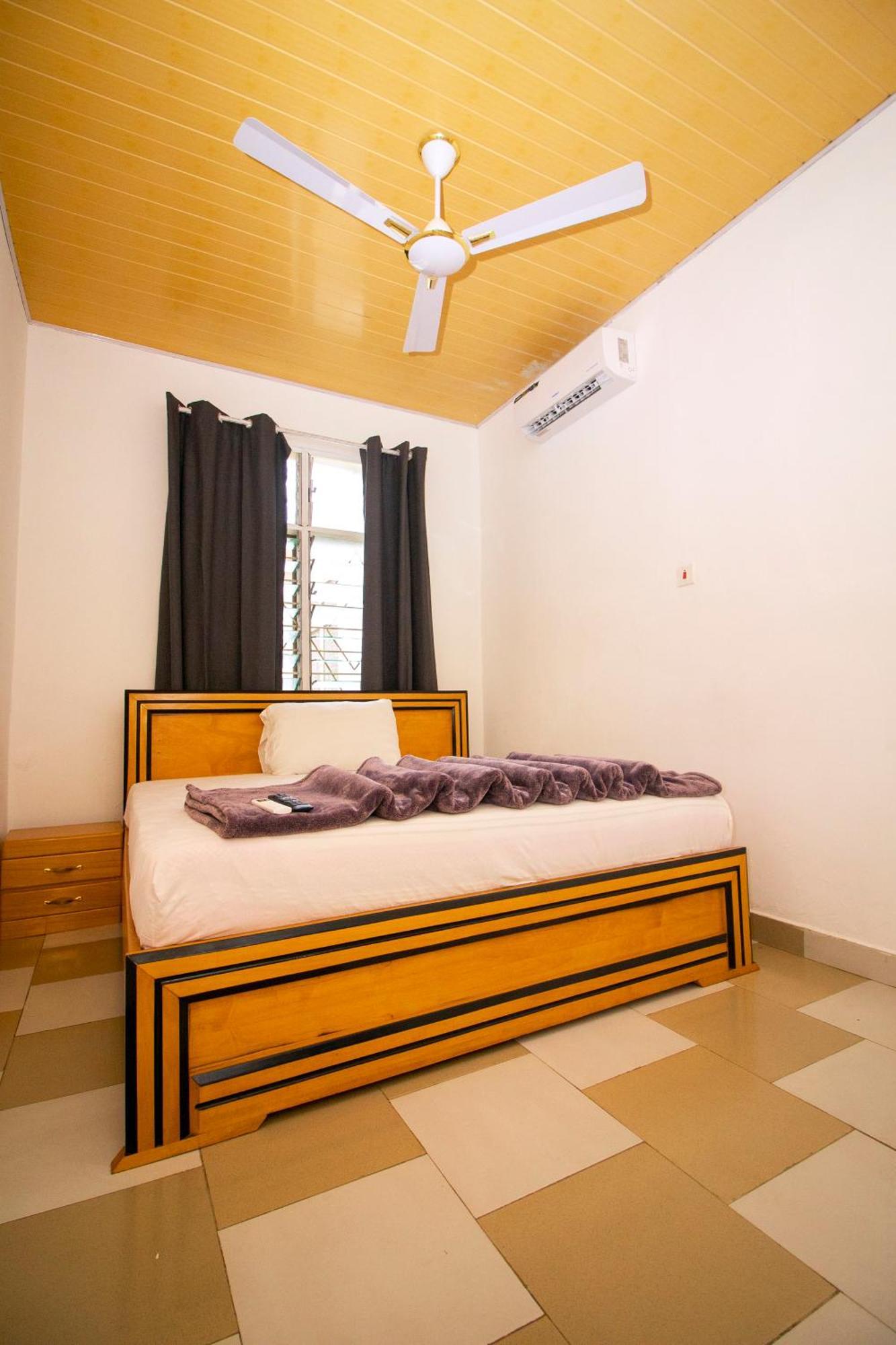 Indigo Cottage And Apartment คูมาซี ภายนอก รูปภาพ